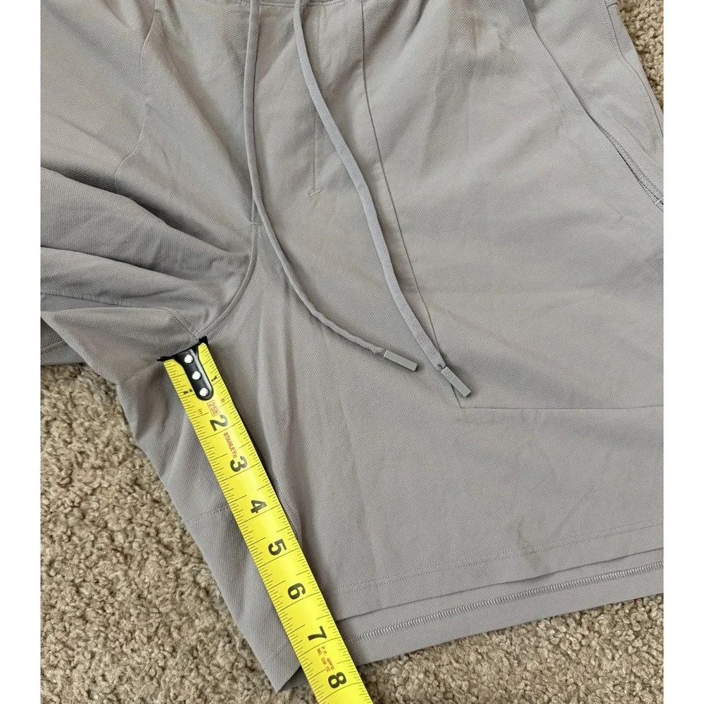 lululemon athletica Men's Light Gray Athletic Shorts